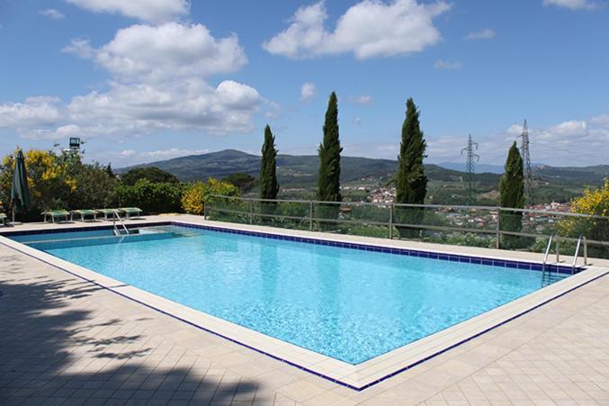 Holiday Home Villa Bobolino モンテルーポ・フィオレンティーノ エクステリア 写真