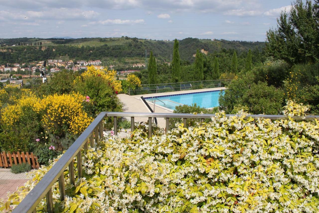 Holiday Home Villa Bobolino モンテルーポ・フィオレンティーノ エクステリア 写真