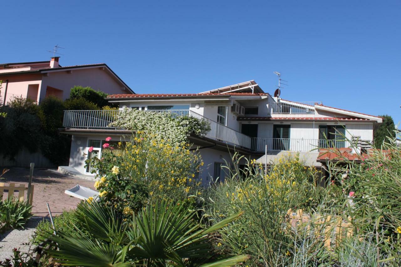 Holiday Home Villa Bobolino モンテルーポ・フィオレンティーノ エクステリア 写真